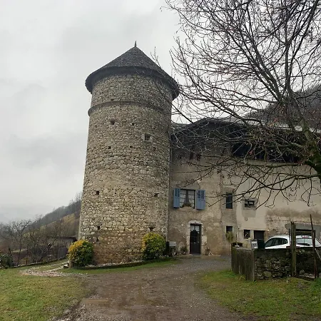 80m2 Au Chateau Apartment *
