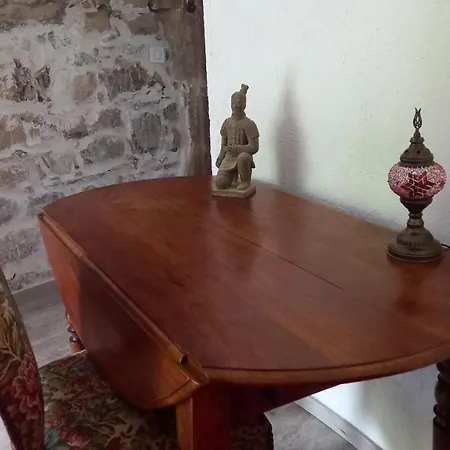 80m2 Au Chateau