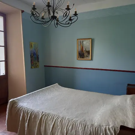 80m2 Au Chateau Apartment *