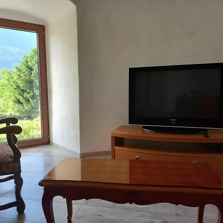 80m2 Au Chateau *